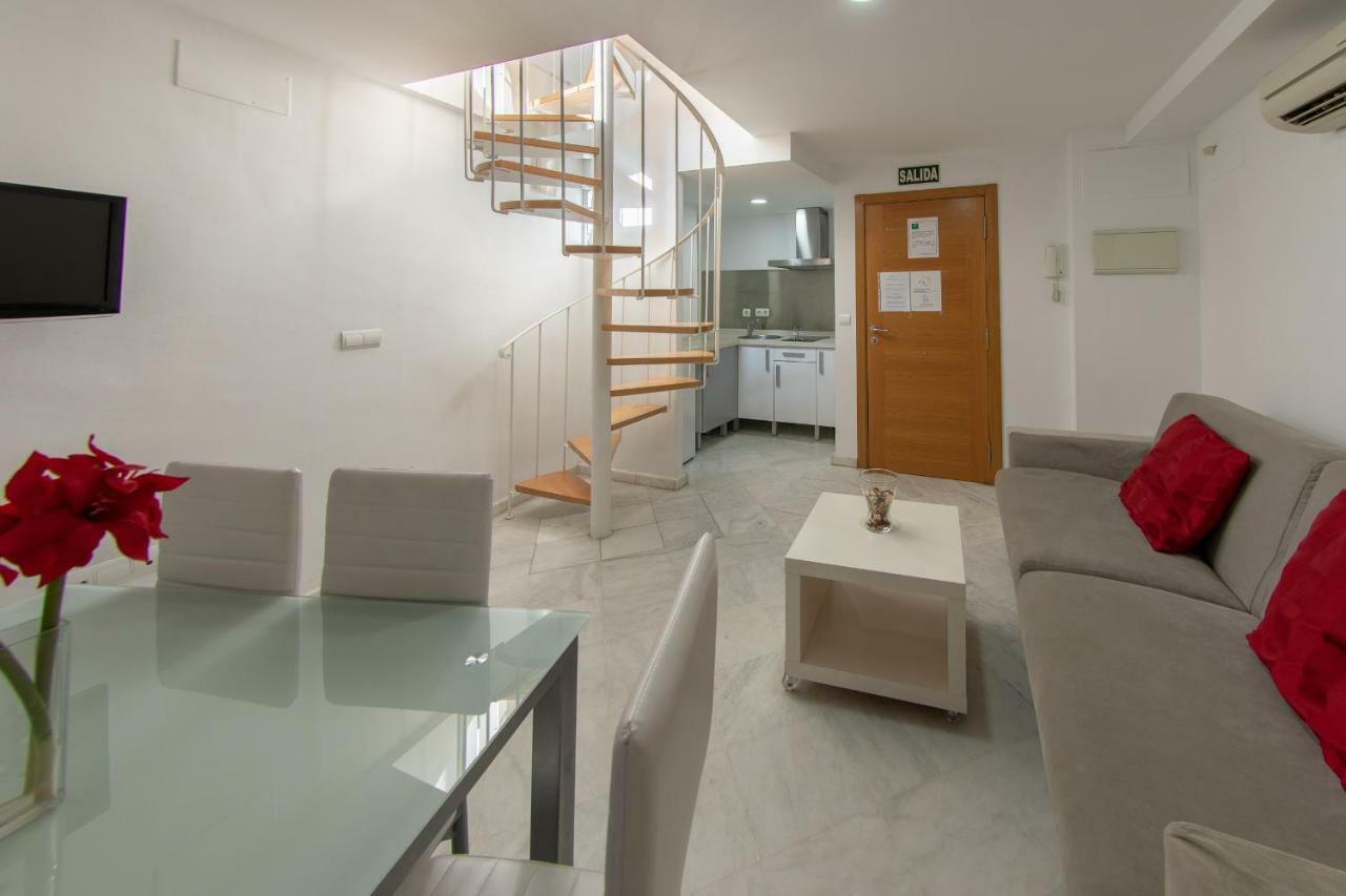 Reservaloen Mariano De Cavia Sevilla Buitenkant foto